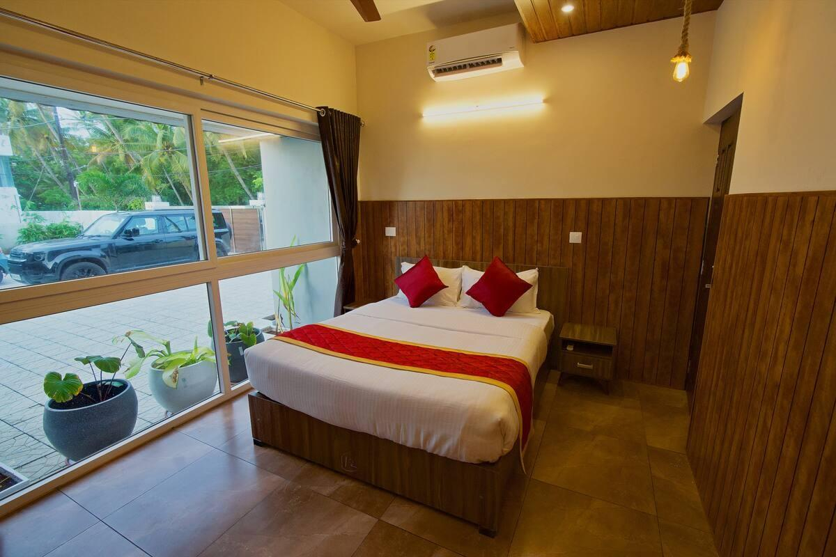 The Cabana Beachfront Villa Rooms x Solis Nature