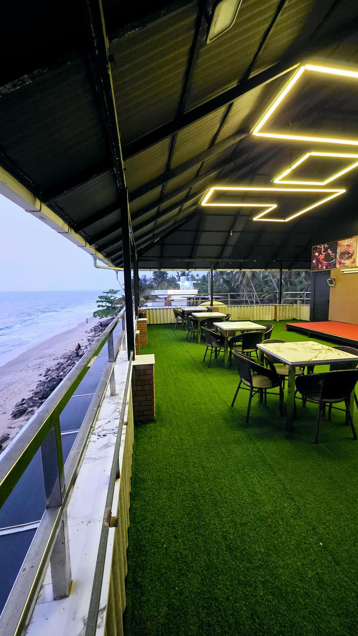 The Cabana Beachfront Villa Rooms x Solis Nature