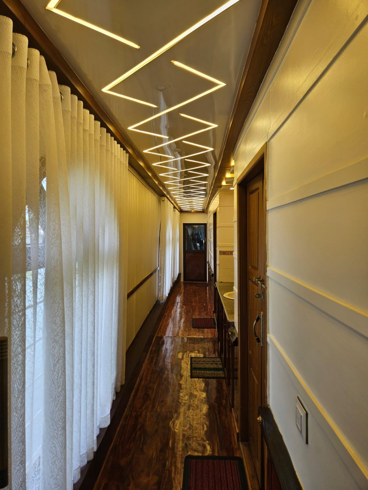 3 rooms Kayal Rani by Nohark house boats x Solis Nature 3 rooms Kayal Rani by Nohark house boats x Solis Nature