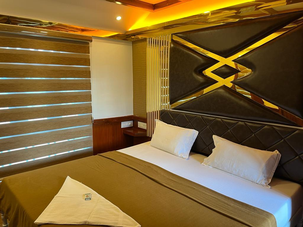 4 rooms Seagull by Nohark Houseboats x Solis Nature