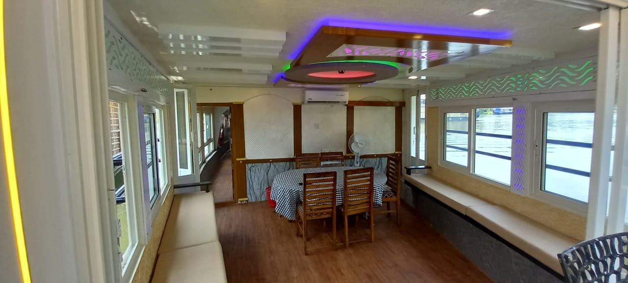 4 rooms Seagull by Nohark Houseboats x Solis Nature