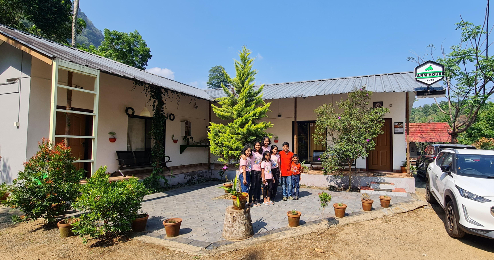 Farmhouse Mankulam x Solis Nature Farmhouse Mankulam x Solis Nature