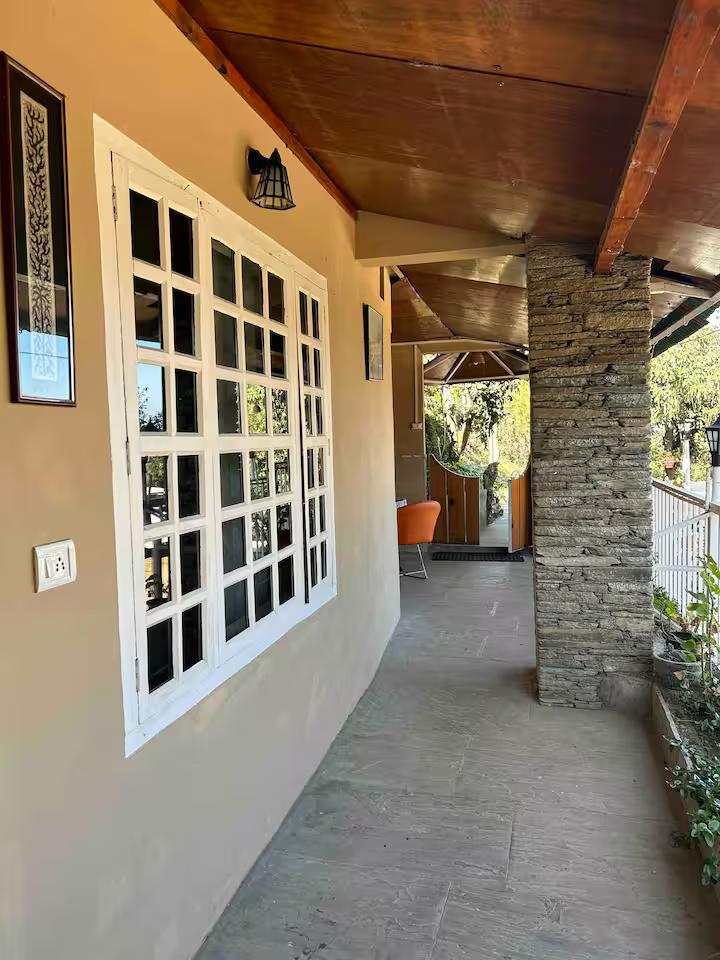 Artist’s Studio Homestay in Mukteshwar x Solis Nature