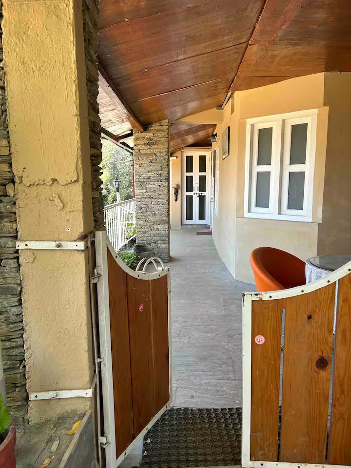 Artist’s Studio Homestay in Mukteshwar x Solis Nature