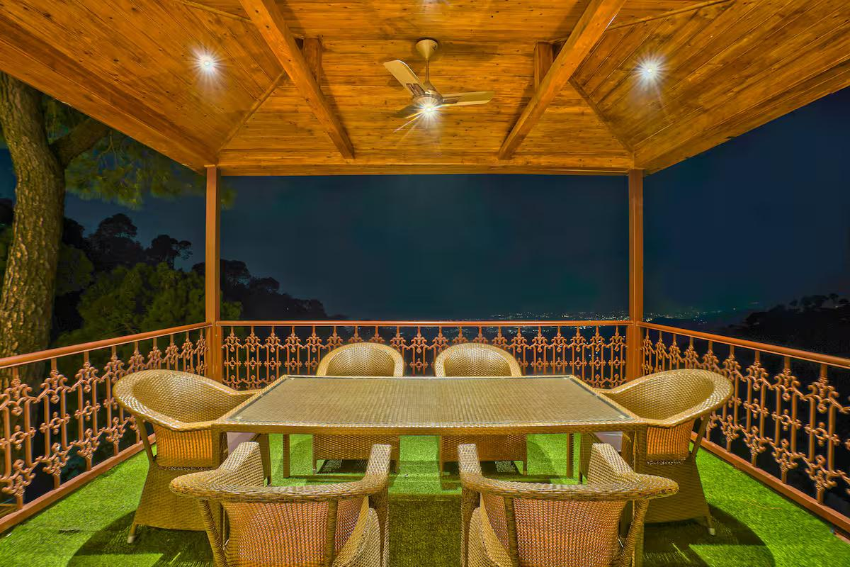 Pinewood Cottage x Solis Nature Pinewood Cottage x Solis Nature