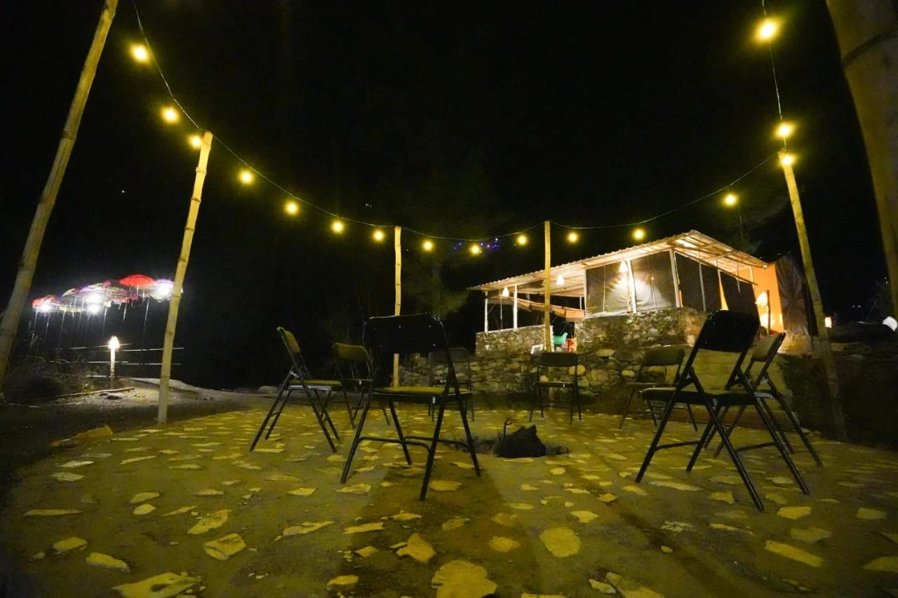 whoopers boutique resort x Solis Nature whoopers boutique resort x Solis Nature