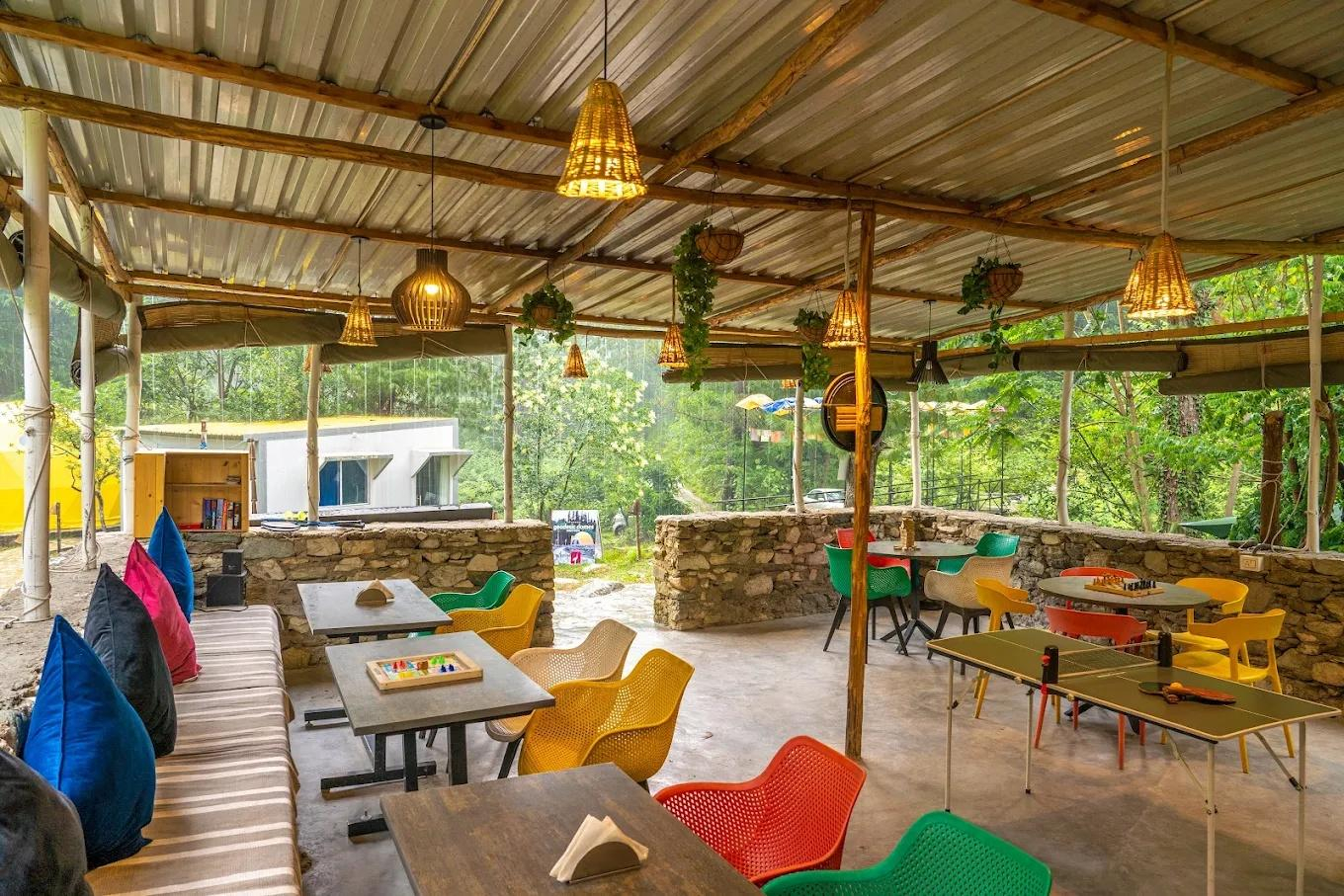 whoopers boutique resort x Solis Nature whoopers boutique resort x Solis Nature