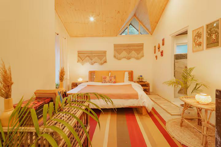 Bedroom in Middle of Apple Orchard x Solis Nature Bedroom in Middle of Apple Orchard x Solis Nature
