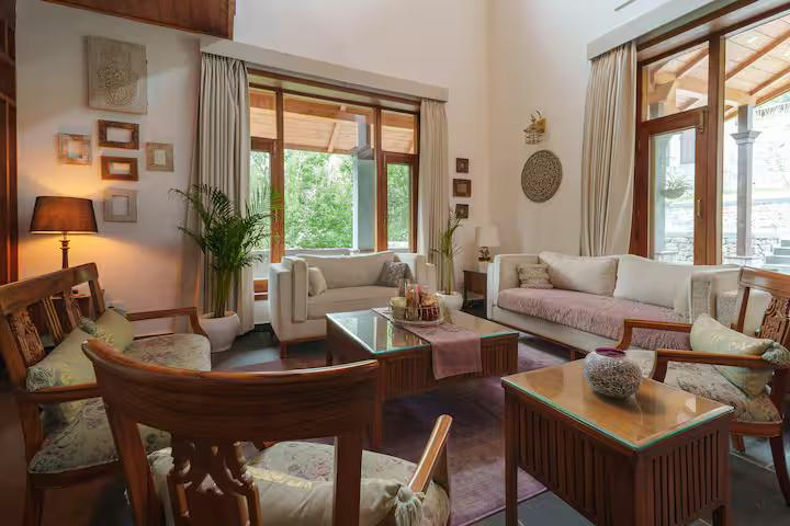Rare 3-Room Combo in Lush Villa  Share x Solis Nature Rare 3-Room Combo in Lush Villa  Share x Solis Nature