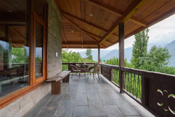 Rare 3-Room Combo in Lush Villa  Share x Solis Nature Rare 3-Room Combo in Lush Villa  Share x Solis Nature