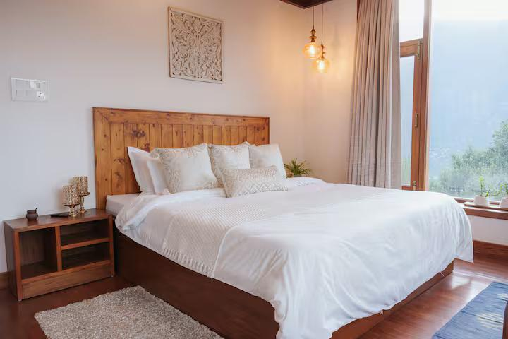 Plush 3-Bedroom Combo in Aesthetic Villa x Solis Nature Plush 3-Bedroom Combo in Aesthetic Villa x Solis Nature