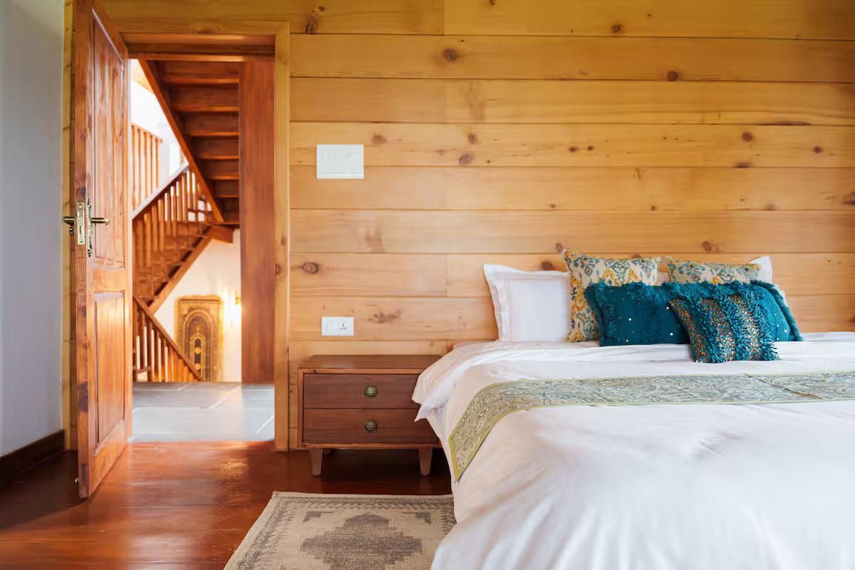 Bespoke 2-Room Combo in Luxury Villa x Solis Nature Bespoke 2-Room Combo in Luxury Villa x Solis Nature