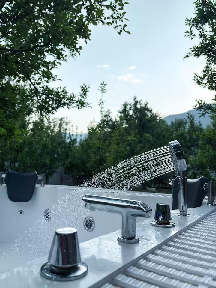 Secluded 3 Rooms in Luxe Villa x Solis Nature Secluded 3 Rooms in Luxe Villa x Solis Nature
