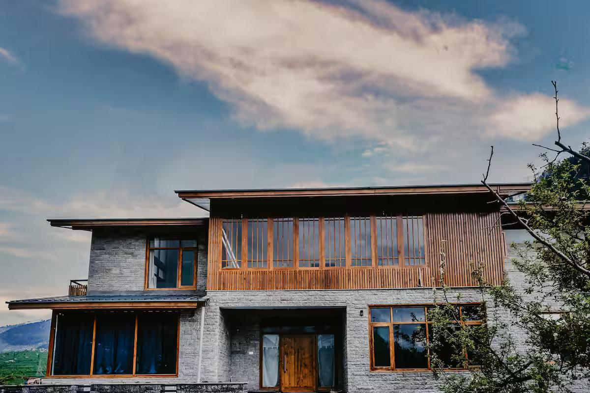 One of it’s kind 2-Room Combo x Solis Nature One of it’s kind 2-Room Combo x Solis Nature