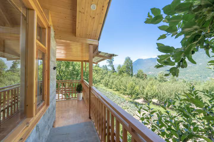 Balcony Room with Swing and Endless View x Solis Nature Balcony Room with Swing and Endless View x Solis Nature