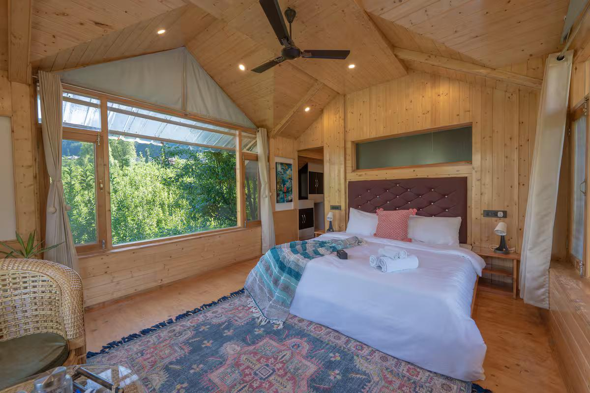 Balcony Room with Swing and Endless View x Solis Nature Balcony Room with Swing and Endless View x Solis Nature