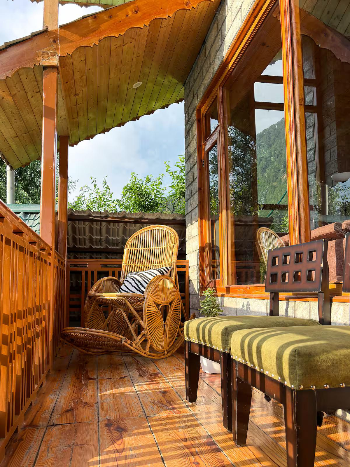 Balcony Room with Swing and Endless View x Solis Nature Balcony Room with Swing and Endless View x Solis Nature