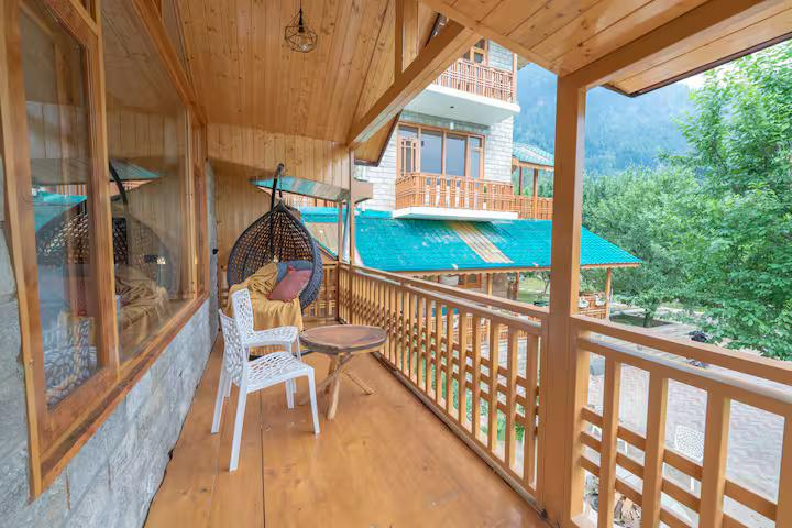 Balcony Room with Swing and Endless View x Solis Nature Balcony Room with Swing and Endless View x Solis Nature