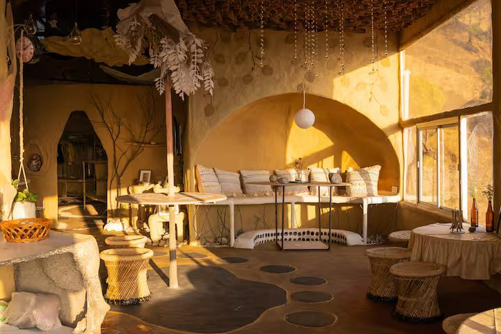 Luxurious mud room in an Art residency i x Solis Nature