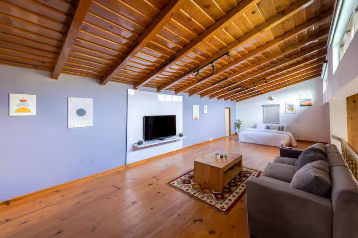 Cosy Cottage with 5 Star Views x Solis Nature