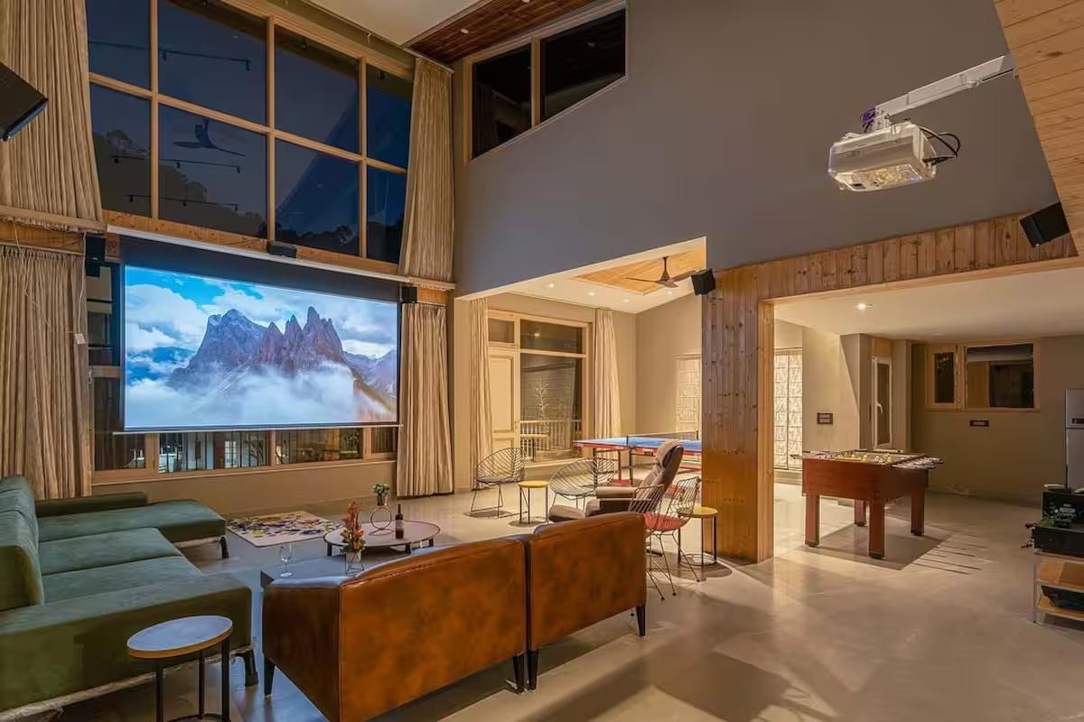 Luxe Villa with Pool & more near Kasauli x Solis Nature