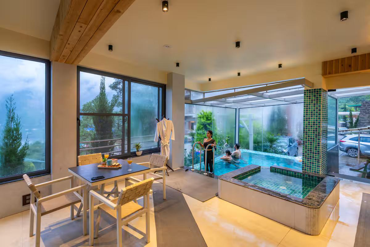 Luxe Villa with Pool & more near Kasauli x Solis Nature