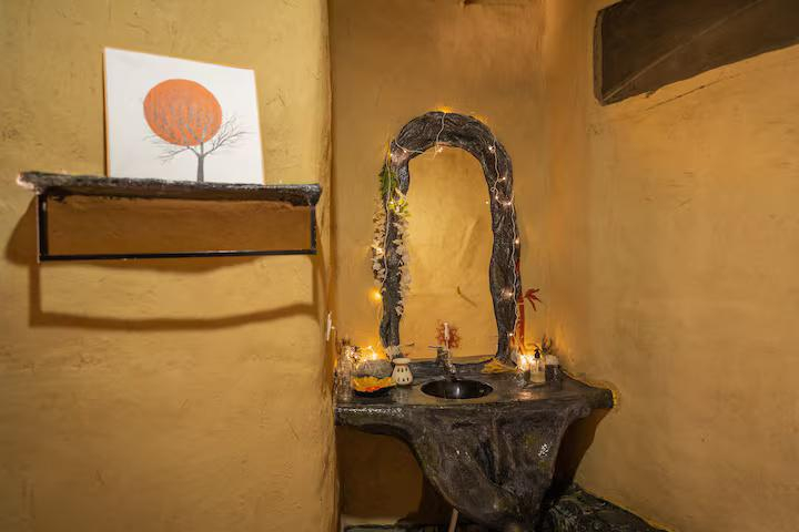 Hobbit Bunks in offbeat Art residency x Solis Nature