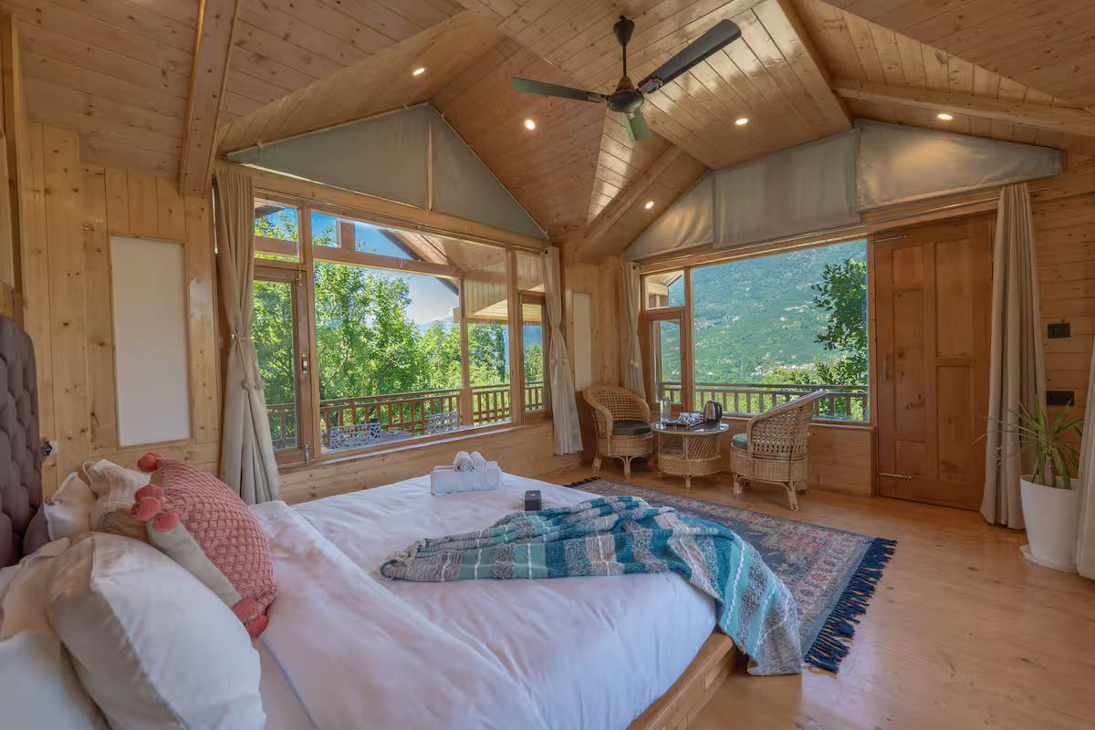 Best 2-Room Hideaway with Balcony x Solis Nature Best 2-Room Hideaway with Balcony x Solis Nature