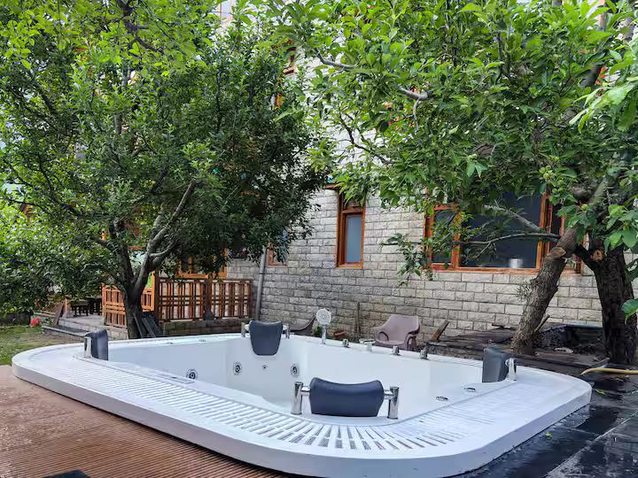 The Only Villa with Open Jacuzzi x Solis Nature The Only Villa with Open Jacuzzi x Solis Nature