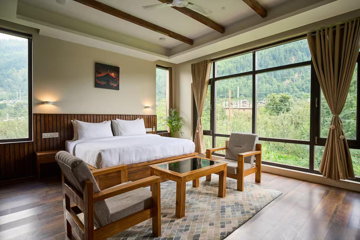 3 Luxurious Room in a Villa x Solis Nature 3 Luxurious Room in a Villa x Solis Nature