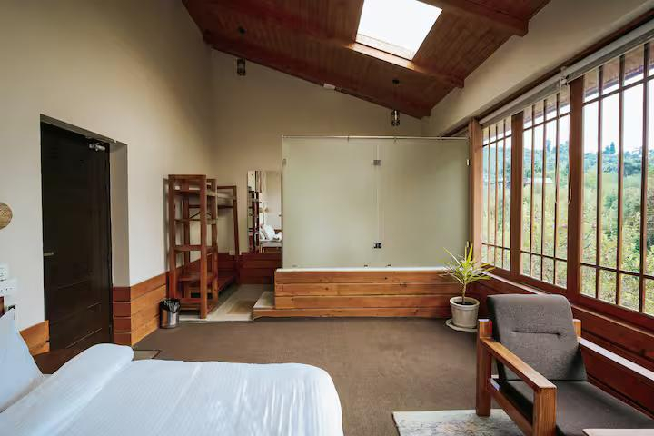2 Luxurious Room with Balcony and Bathtu x Solis Nature 2 Luxurious Room with Balcony and Bathtu x Solis Nature
