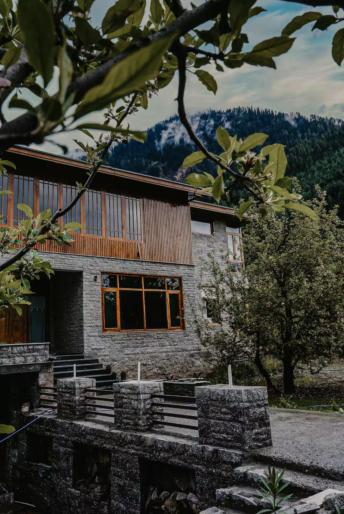 Most Affordable Luxurious Room in Villa x Solis Nature Most Affordable Luxurious Room in Villa x Solis Nature