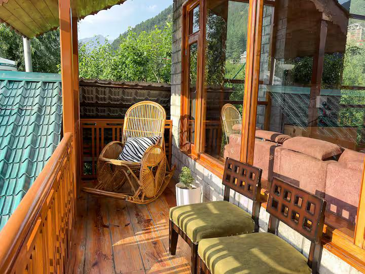 Panoramic Applefield View Room with Wind x Solis Nature
