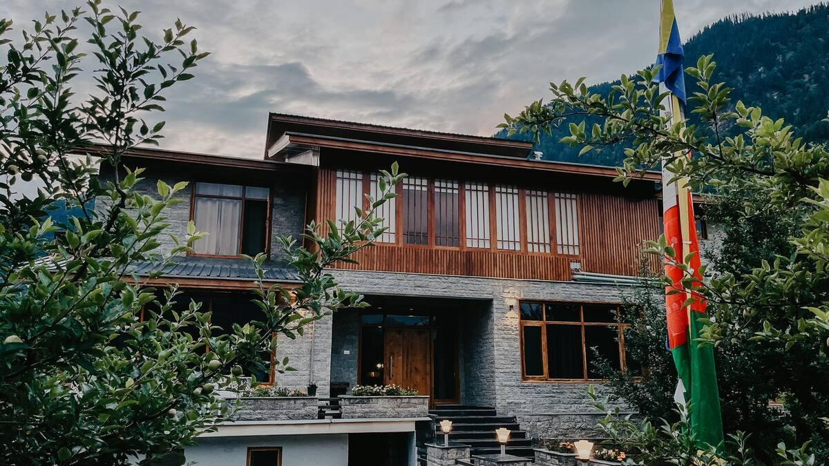 Most romantic cozy room in Manali x Solis Nature Most romantic cozy room in Manali x Solis Nature