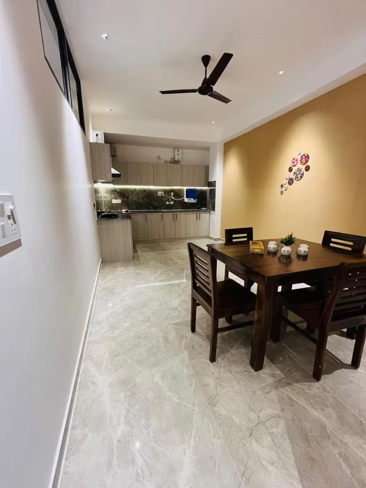 Nirvaan Cove: Scenic 2bhk Valley View x Solis Nature