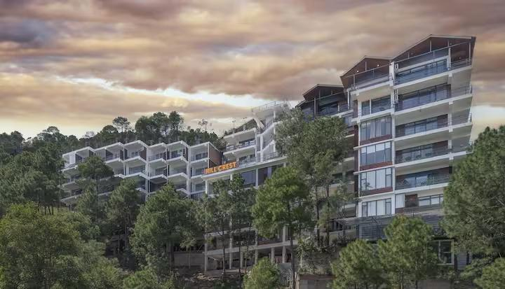 Nirvaan Cove: Scenic 2bhk Valley View x Solis Nature