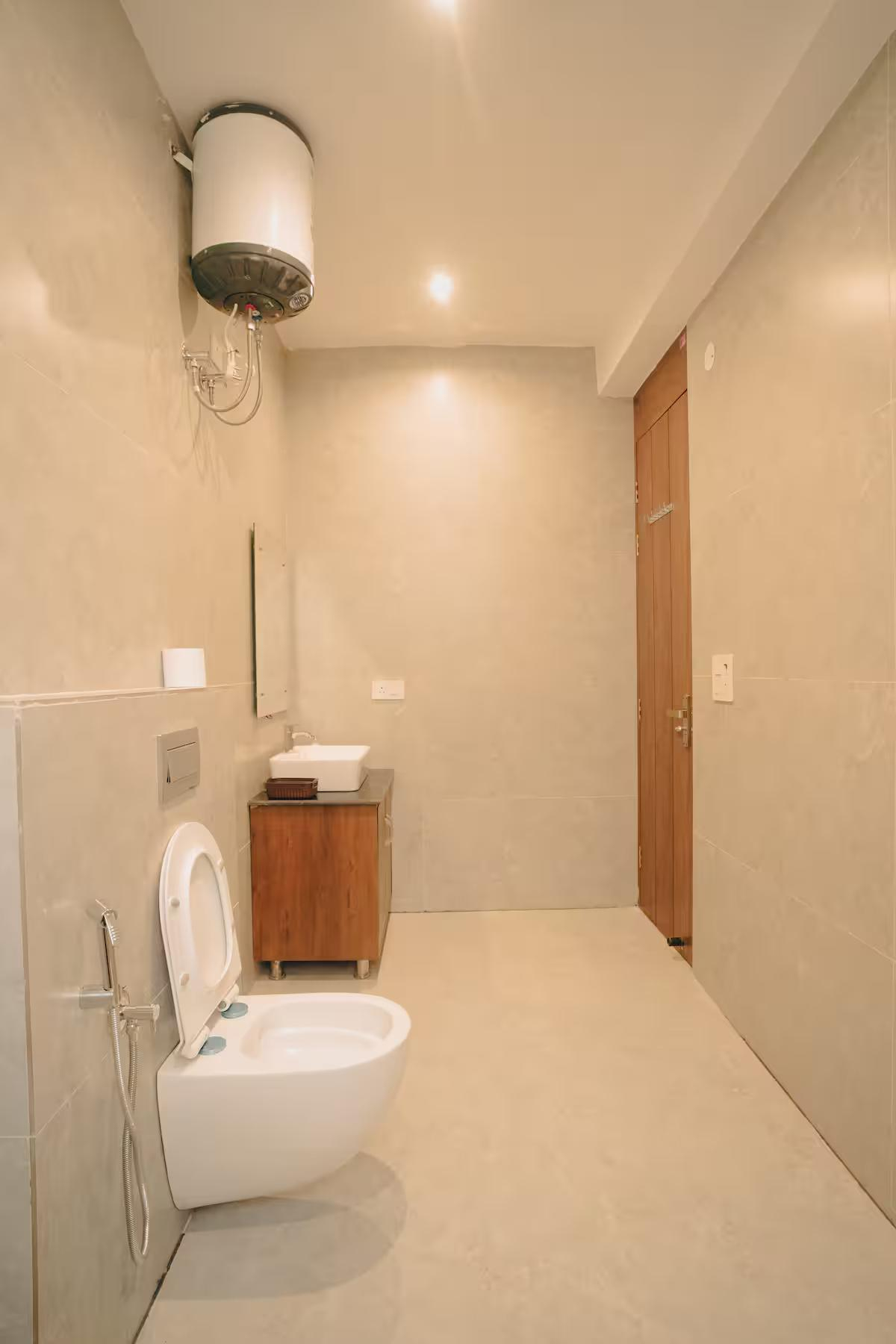 Tatva Nest: Scenic 2bhk x Solis Nature