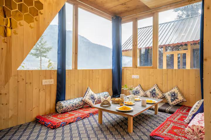 The Wooden Nest x Solis Nature The Wooden Nest x Solis Nature