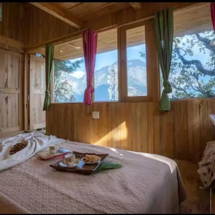 Rustic Treehouse Tandi x Solis Nature Rustic Treehouse Tandi x Solis Nature