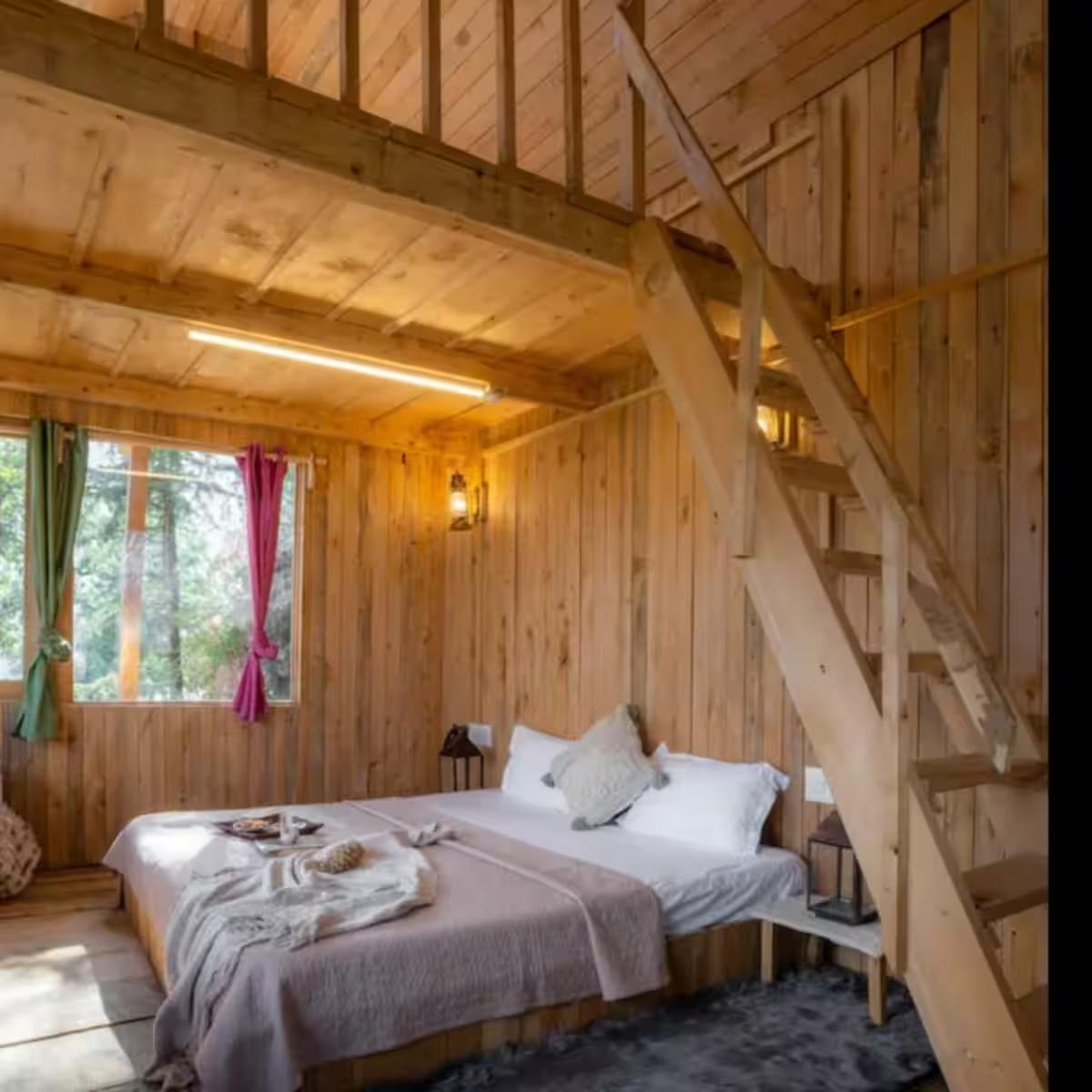 Rustic Treehouse Tandi x Solis Nature Rustic Treehouse Tandi x Solis Nature