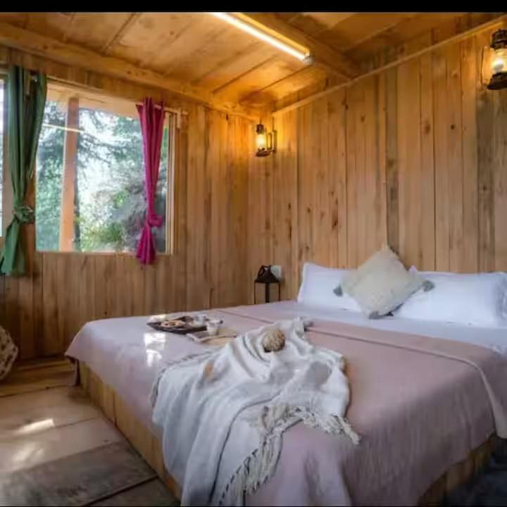 Rustic Treehouse Tandi x Solis Nature Rustic Treehouse Tandi x Solis Nature