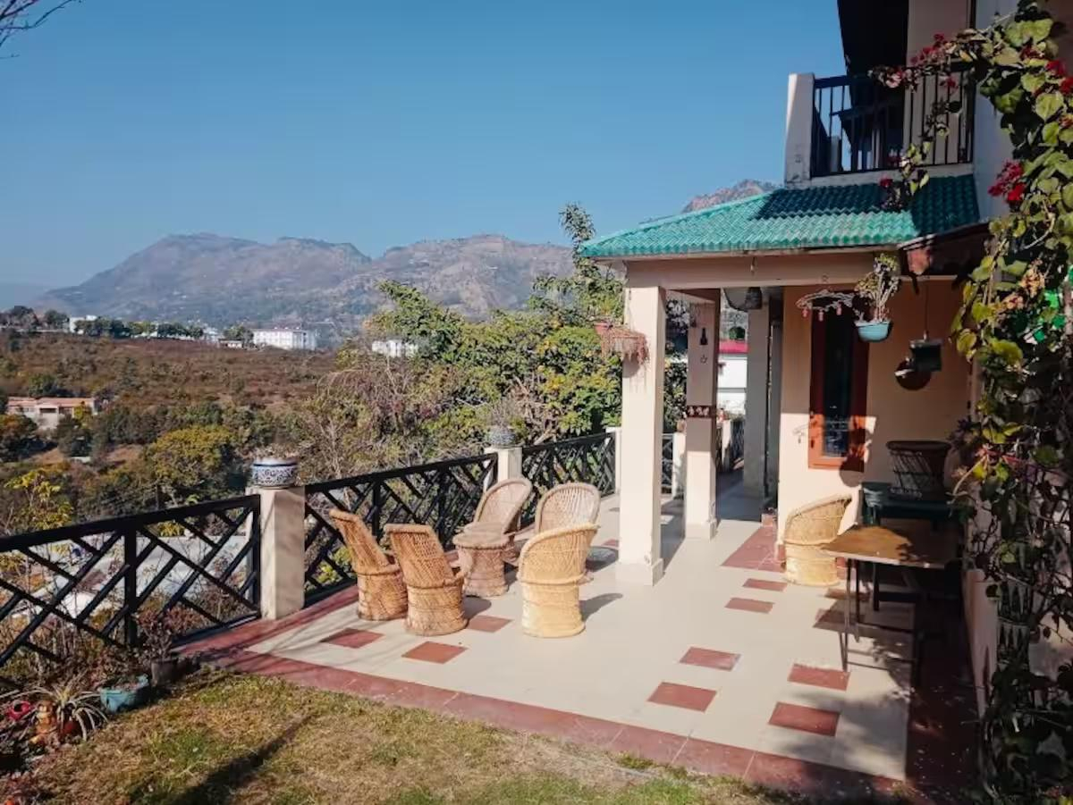 4 bedroom Cottage at Naukuchiatal x Solis Nature 4 bedroom Cottage at Naukuchiatal x Solis Nature