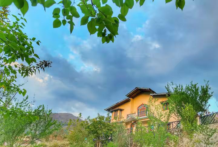 4 bedroom Cottage at Naukuchiatal x Solis Nature 4 bedroom Cottage at Naukuchiatal x Solis Nature