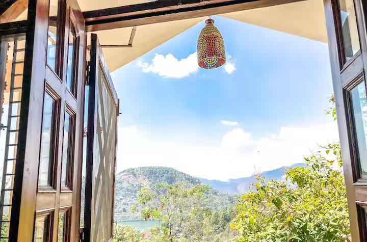 4 bedroom Cottage at Naukuchiatal x Solis Nature 4 bedroom Cottage at Naukuchiatal x Solis Nature