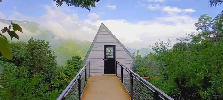 Sky Cabin at Naukuchiatal x Solis Nature Sky Cabin at Naukuchiatal x Solis Nature