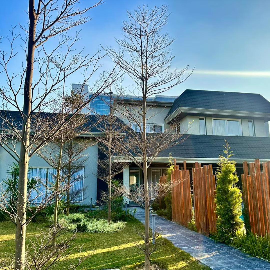 luxury farmhouse in Deramandi x Solis Nature