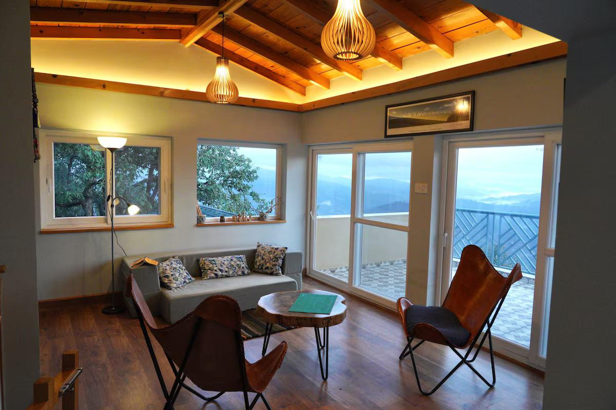 Satoli Oak Retreat x Solis Nature Satoli Oak Retreat x Solis Nature