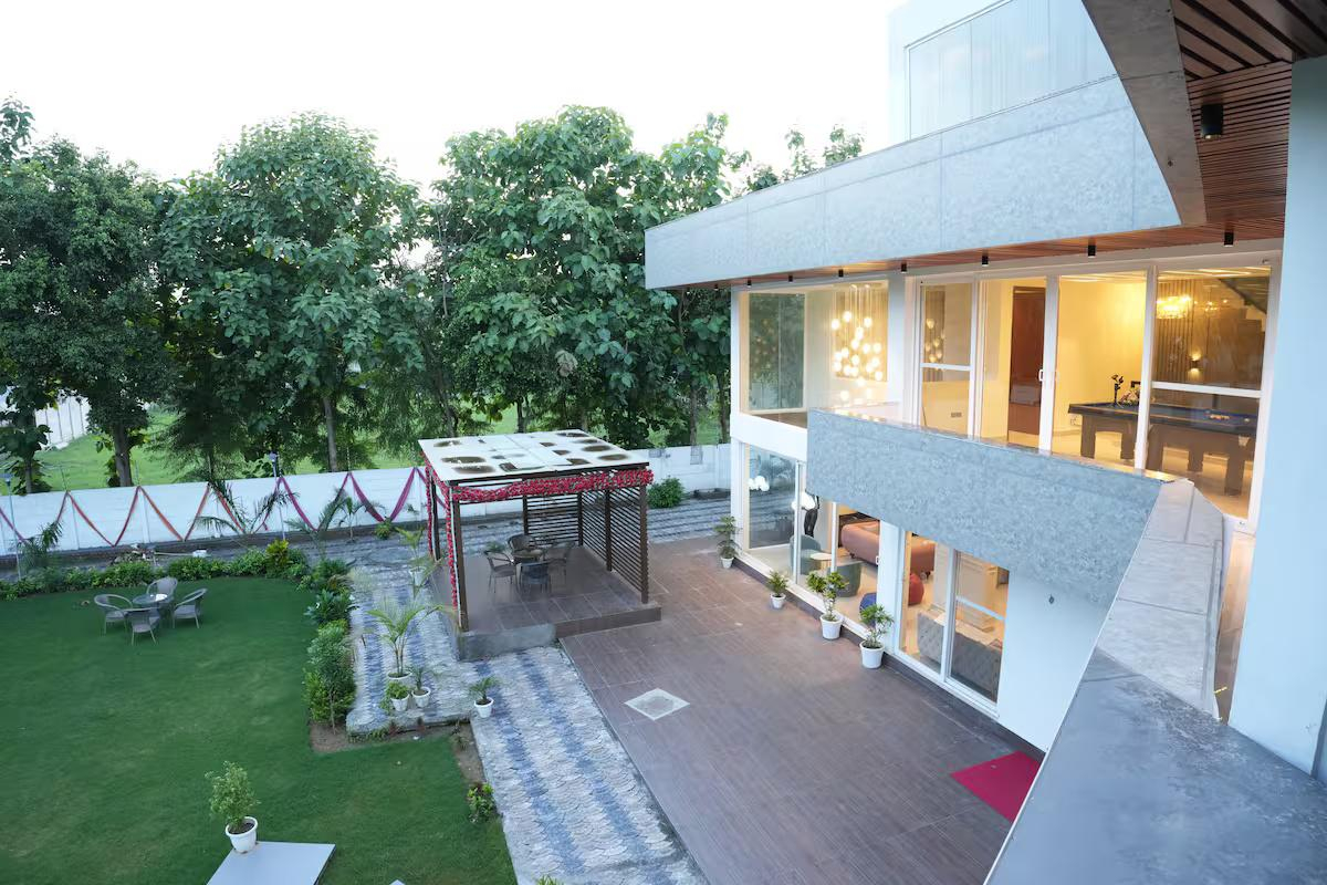 Modern Manor x Solis Nature