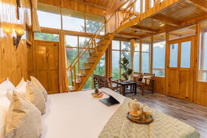 Evergreen Escape with Hot Tub x Solis Nature