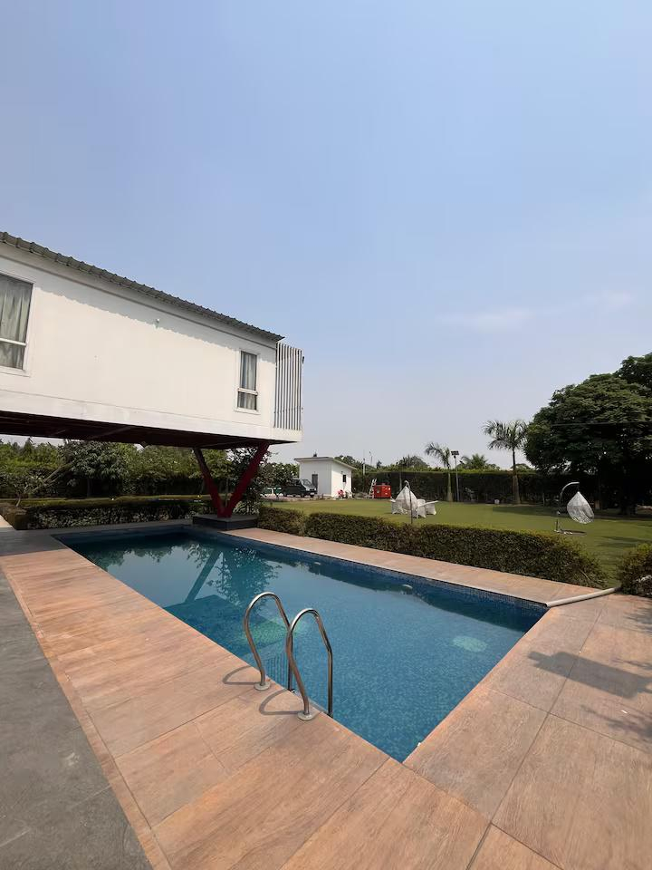 Tara Riverside Farm! Poolside Getaway in x Solis Nature